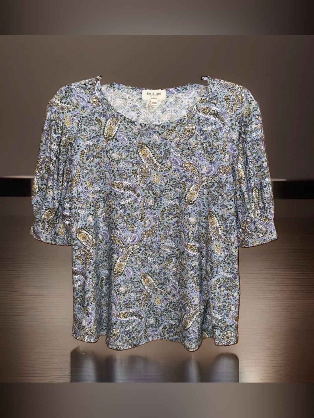 Kim & Cami Lavender Paisley Puff-Sleeve Blouse